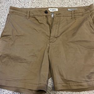 Goodfellow Linden Short Size 34. 7 inch inseam